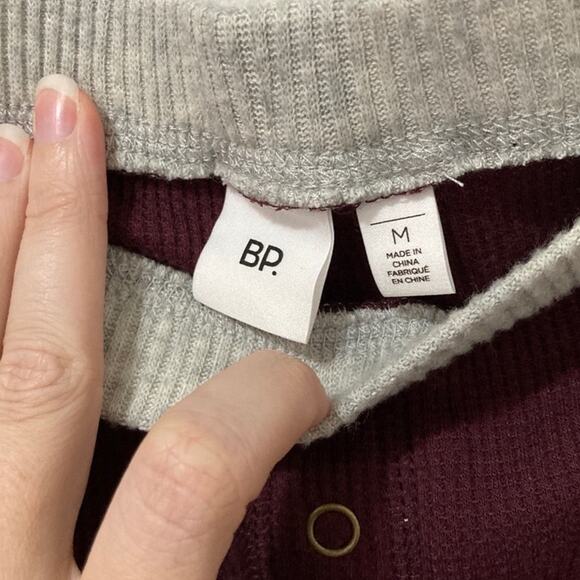 BP. Thermal Leggings size M NWT New Long John Style Burgundy Gray trim - Picture 2 of 10